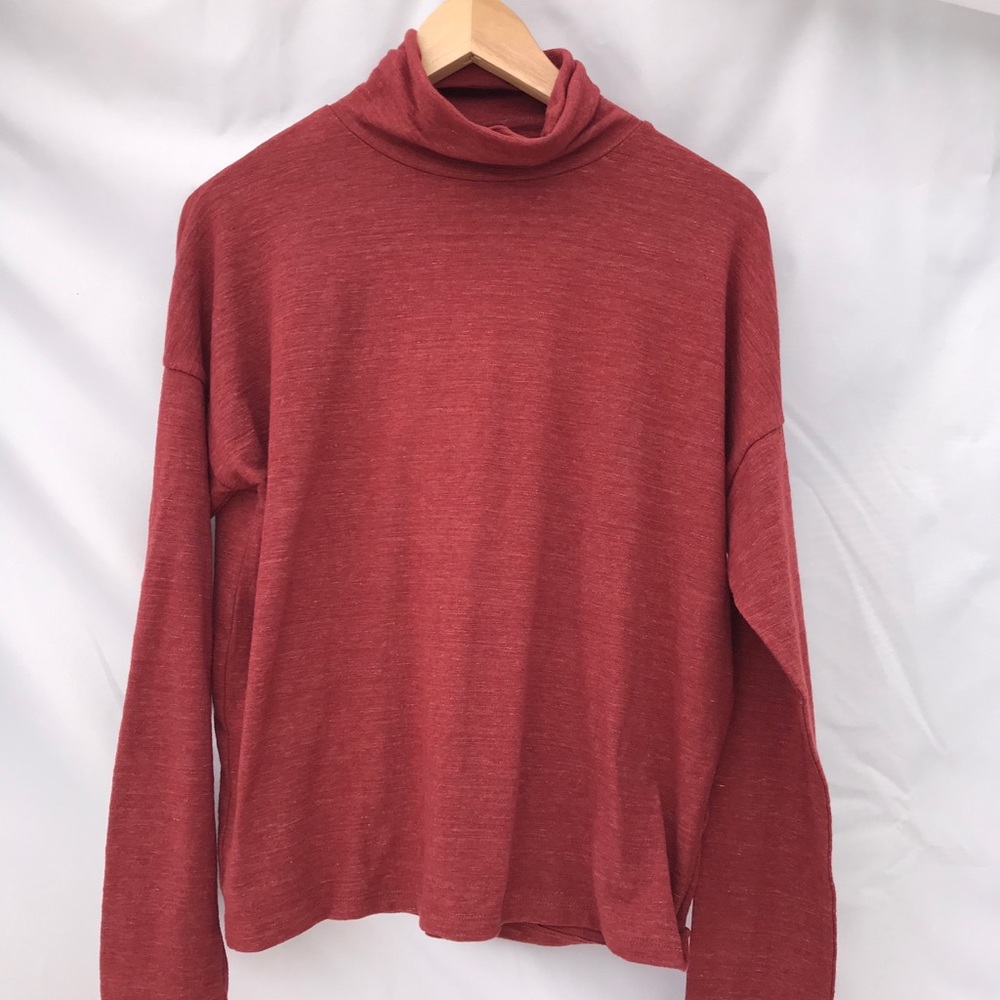 Madewell turtle neck